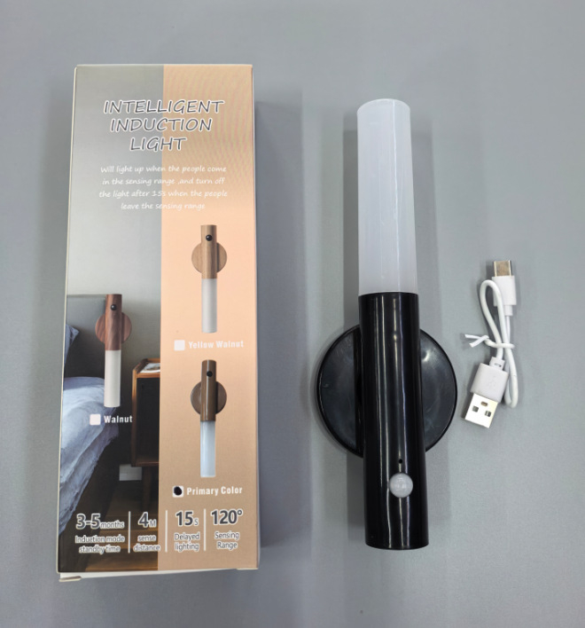 Нощна светлина с датчик за движение, имитация дърво, вградена батерия, 5V, PVC абажур, RoHS съвместима