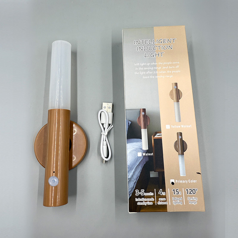 Нощна светлина с датчик за движение, имитация дърво, вградена батерия, 5V, PVC абажур, RoHS съвместима