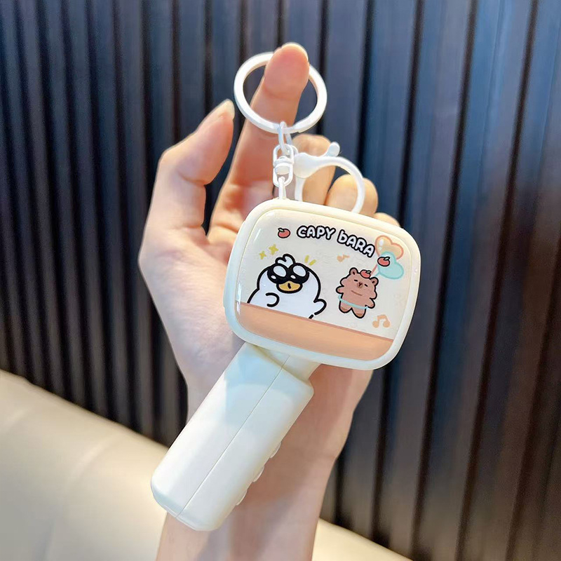 Įrašymo mikrofono raktų pakabukas – karikatūrinio stiliaus, PVC