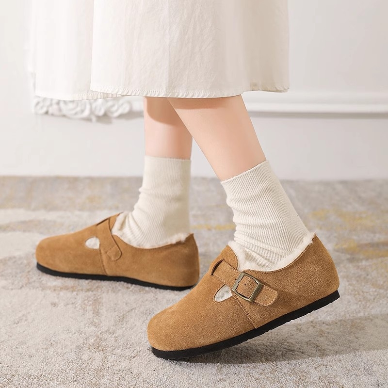 Női loaferek — Felsőrész: hasított marhabőr velúr; Belső: velúr; (Sarokmagasság: 1–3 cm; Talp: EVA)