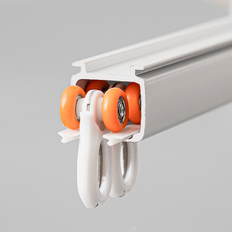 Aliuminio lydinio užuolaidų bėgis – pritaikomas, paruoštas privatinei ženklei, lengvas prabangos stilius