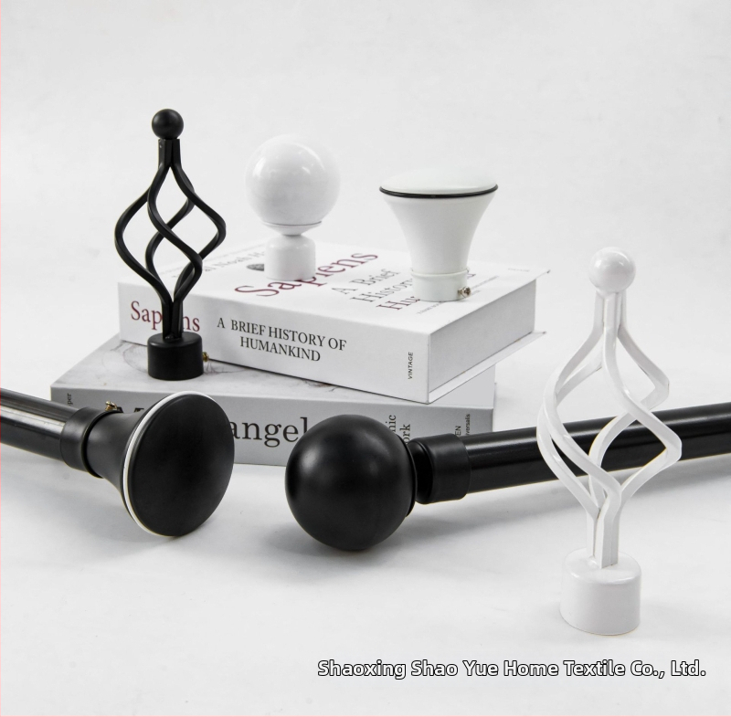 Užuolaidų strypų komplektas su Romos strypu, viengubo ir dvejopo strypo, aliuminio laikikliai, šiuolaikinis minimalistinis stilius, pritaikomas