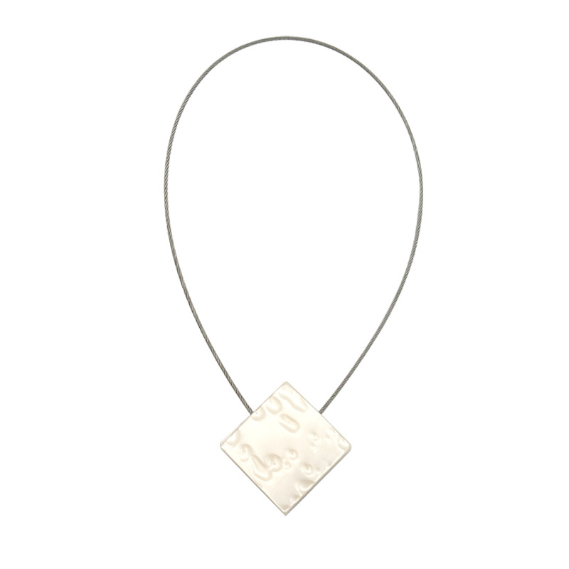 Lucky užuolaidų sagtis - akrilinė medžiaga, pritaikoma, privataus prekės ženklo galimybė, paprastas ir šiuolaikiškas dizainas