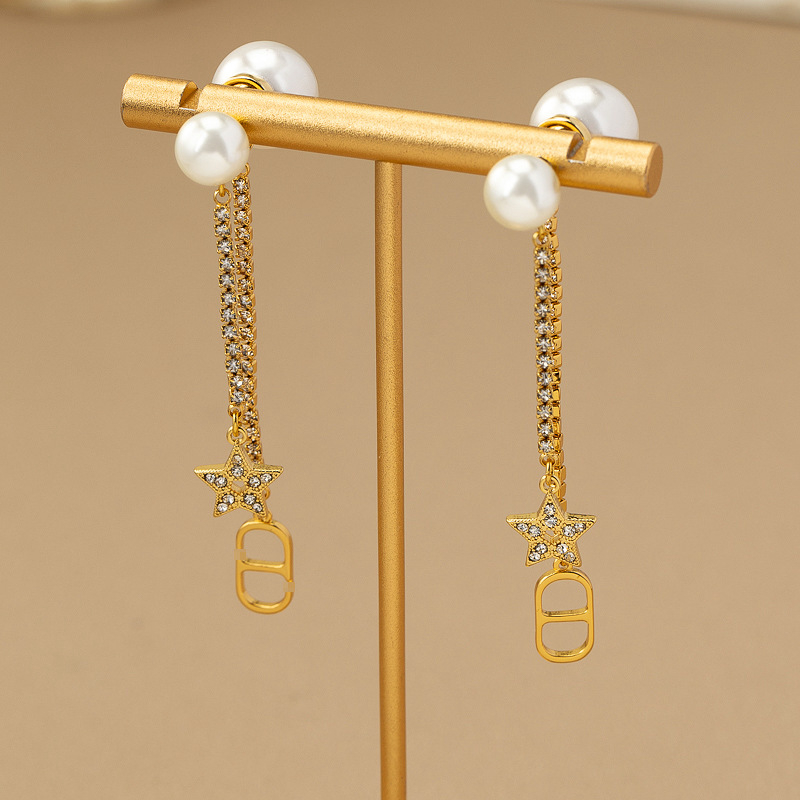 Auskarai su imitacinėmis perlėmis, raidžių/teksto forma, elektroplakavimas, lengvas prabangos stilius, universalus