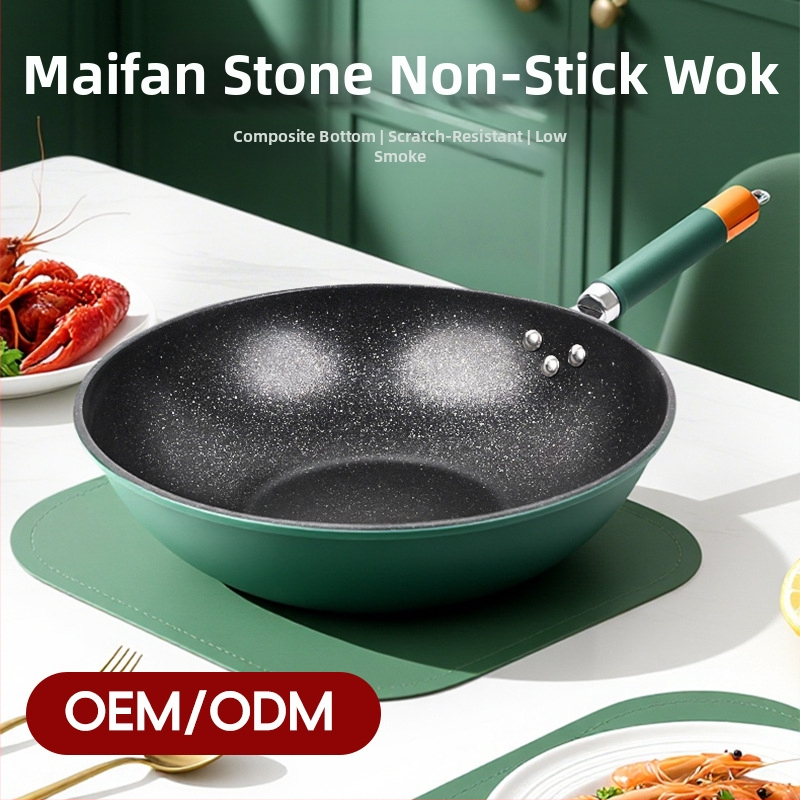 Wok z rafinovaného železa s nepriľnavým povrchom (Zväčšené ploché dno; Kompatibilné s indukčnou a plynovou doskou; Hmotnosť 1,2 kg)