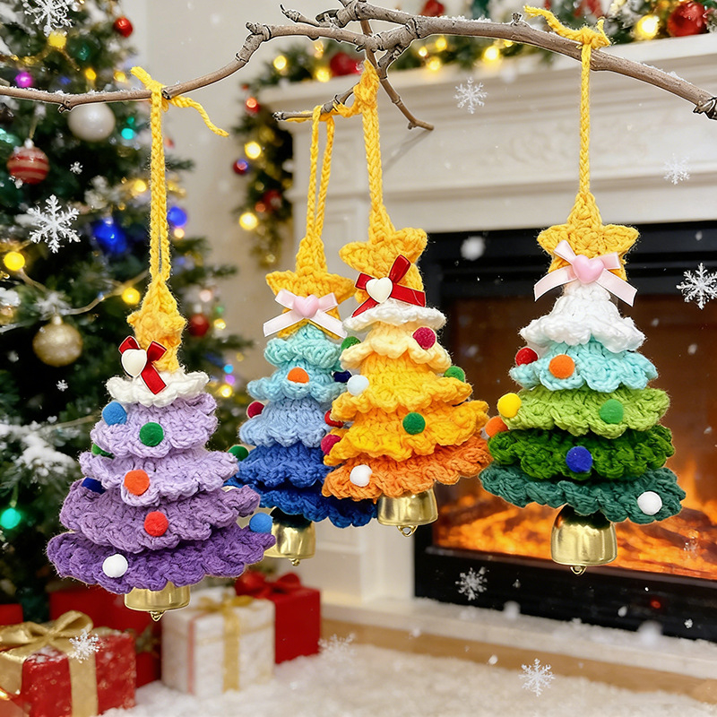 Kalėdinis rankų mezgimo vilnos automobilio papuošalas su varpeliais, pritaikomas; Medžiaga: vilna; Pakuotė: Opp bag; Prekės ženklas: Wooden knitting