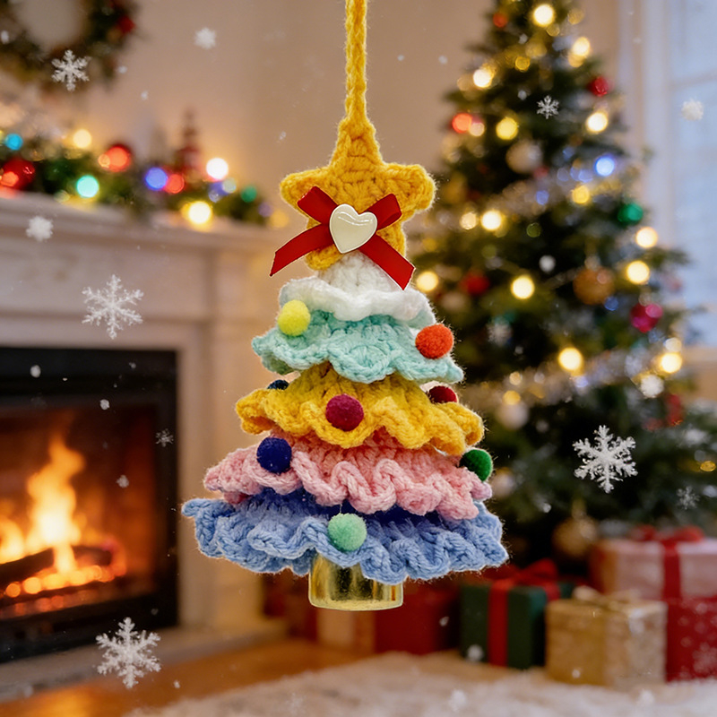 Kalėdinis rankų mezgimo vilnos automobilio papuošalas su varpeliais, pritaikomas; Medžiaga: vilna; Pakuotė: Opp bag; Prekės ženklas: Wooden knitting