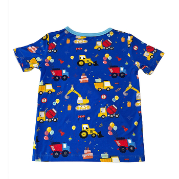 Set copii din două piese: tricou cu mânecă scurtă cu imprimare camion caricatură și șorturi, țesătură din fibre de bambus, material moale și subțire, 95% fibre regenerată de celuloză