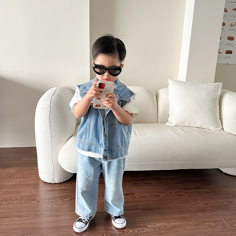 Vaikų džinsinė striukė kaubojo stiliumi, laisvas dizainas, vieno užsegimo sagų užsegimas, pavasaris 2023, 95% kaubo džinso audinys