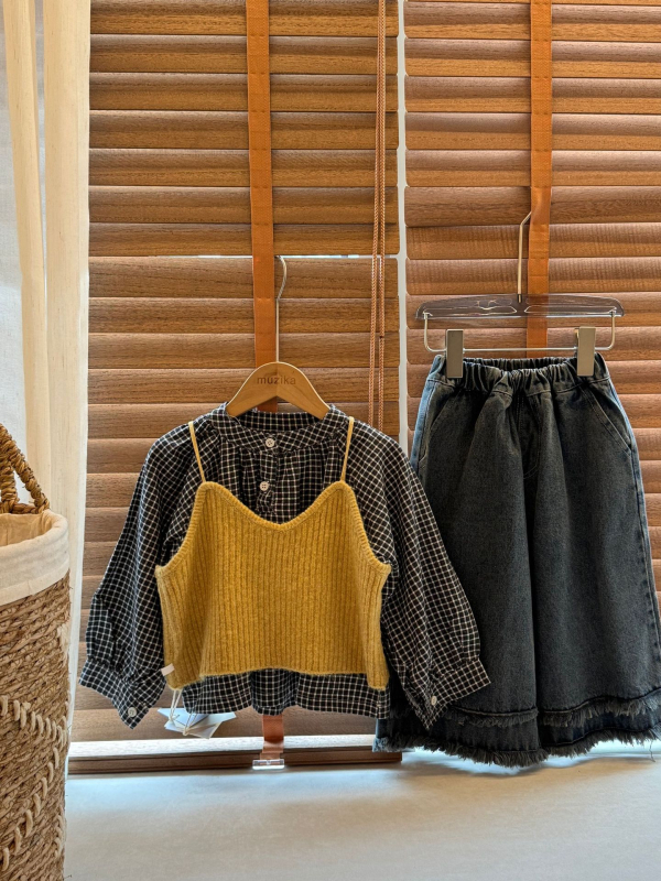 Dječji odjevni set — Korejski stil karirani prsluk uz svakodnevne traperice, pamuk 80%, jesen 2025, za djecu 8+ godina
