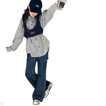 Set pentru fetițe, trei piese, primăvară-toamnă, în carouri, poliester 70%, cămașă cu mânecă lungă și blugi