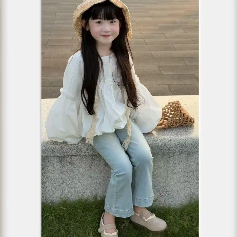 Set din două piese pentru fetițe: bluză cu mâneci bufante și blugi din denim, 80% bumbac, primăvară-toamnă