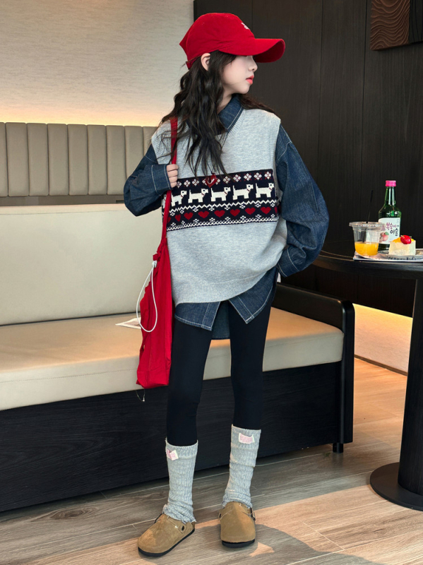 Dječji dvodjelni komplet za djevojčice: pleteni prsluk i traper košulja, korejski stil, pamuk 30-50% sadržaja, dugi rukavi.