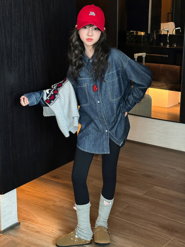 Dječji dvodjelni komplet za djevojčice: pleteni prsluk i traper košulja, korejski stil, pamuk 30-50% sadržaja, dugi rukavi.