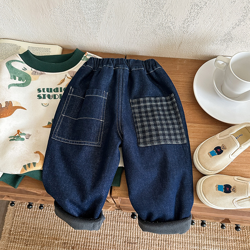 Jeanși pentru băieți cu căptușeală fleece, iarnă 2025, denim 100%, talie medie cu curea elastică, spălare cu enzime