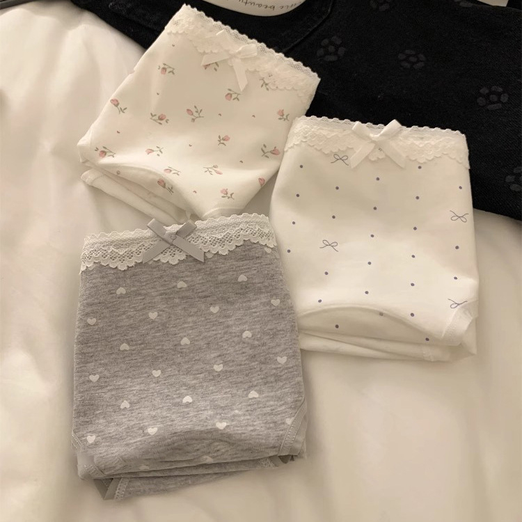 Ženske pamučne gaćice, srednji pojas, priljubljene uz bokove, antibakterijske i prozračne, pamucna podstava u preponi