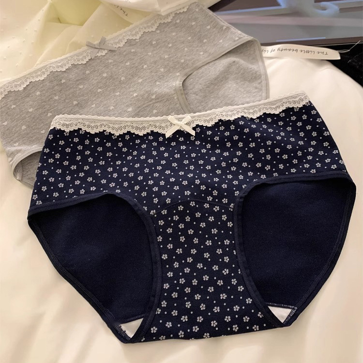 Ženske pamučne gaćice, srednji pojas, priljubljene uz bokove, antibakterijske i prozračne, pamucna podstava u preponi