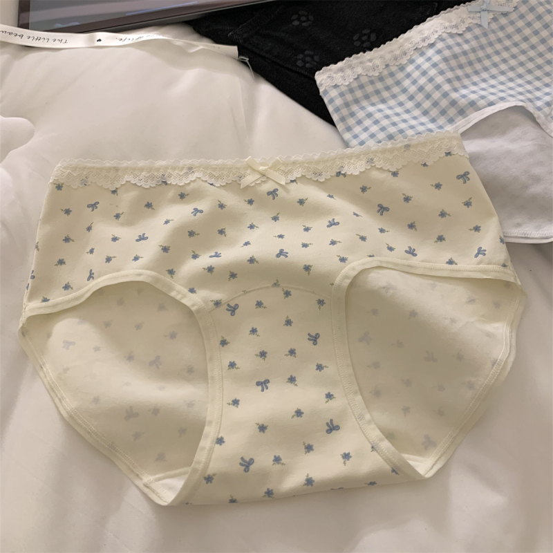 Ženske pamučne gaćice, srednji pojas, priljubljene uz bokove, antibakterijske i prozračne, pamucna podstava u preponi