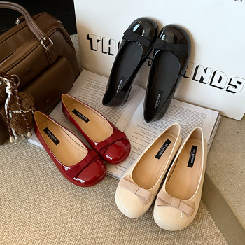 Női lapos cipő Mary Jane stílusban, kerek orr, PU felsőrész, alacsony sarok, gumírozott talp, belső szövet