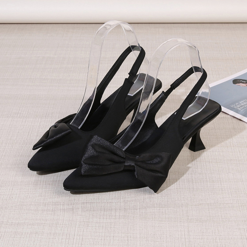 Sandale cu toc înalt, vârf ascuțit, PU partea superioară, talpă din cauciuc, înălțime toc 3–5 cm