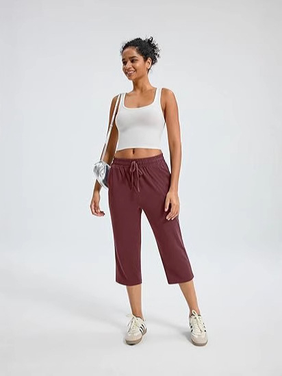Pantaloni Capri pentru yoga, talie elastică, croială dreaptă, lungime cropped, țesătură Ice hemp cu spandex și poliester