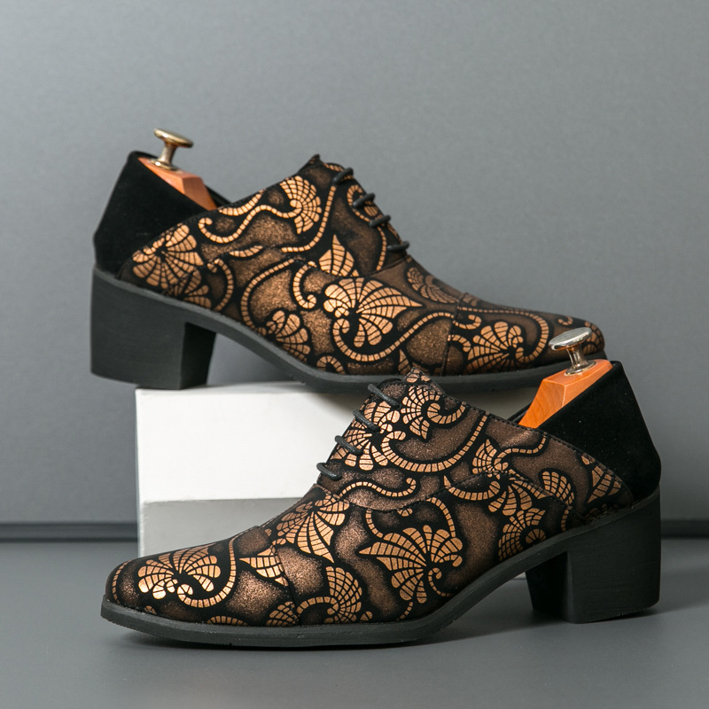 Brit stílusú férfi öltönycipő, kerek orr, 6-8 cm magas sarok, TPU felsőrész, gumírozott talp, virágos mintázat