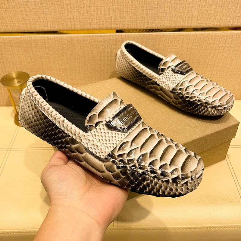 Loafers unisex cu ciucuri, model dungat, din piele naturală de vită, talpă din cauciuc, căptușeală PU respirabil