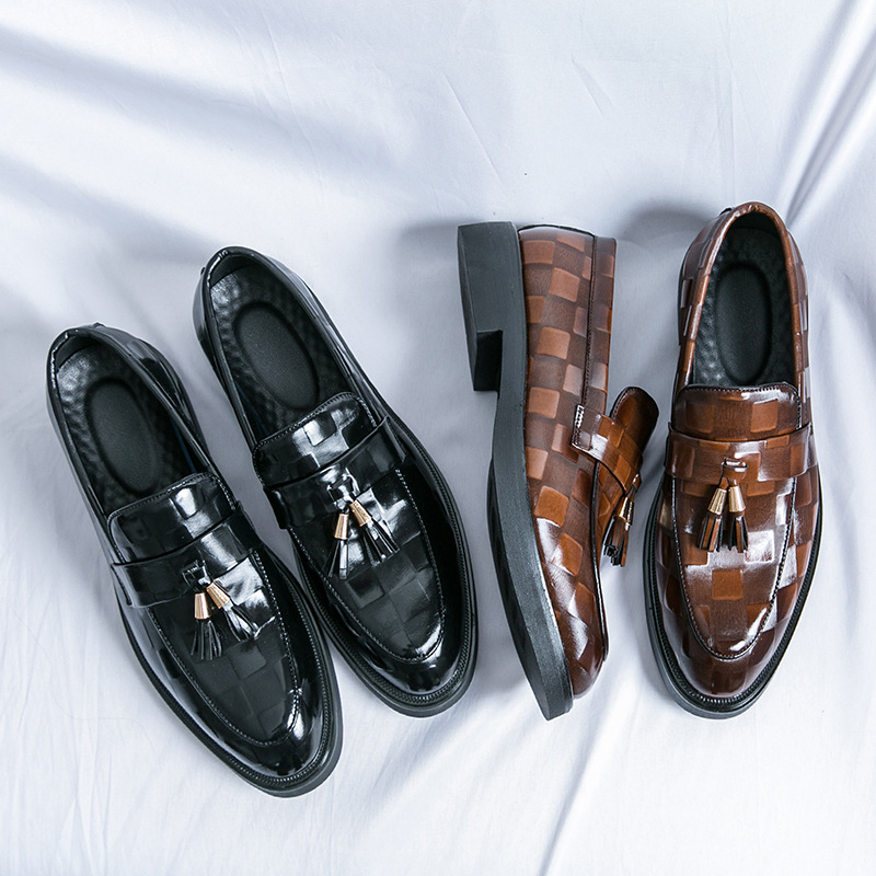 Muške cipele od PU kože, Slip-On, kožna podstava, oštar nos, gumeni potplat