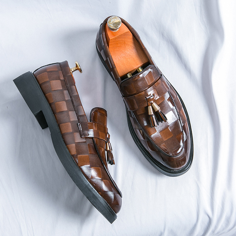 Muške cipele od PU kože, Slip-On, kožna podstava, oštar nos, gumeni potplat