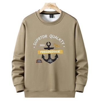 Flísu įlietas džemperis su apvaliu kaklu, ilgomis rankovėmis, laisvas kirpimas, raidžių atspaudai ant poliesterio mišinio audinio