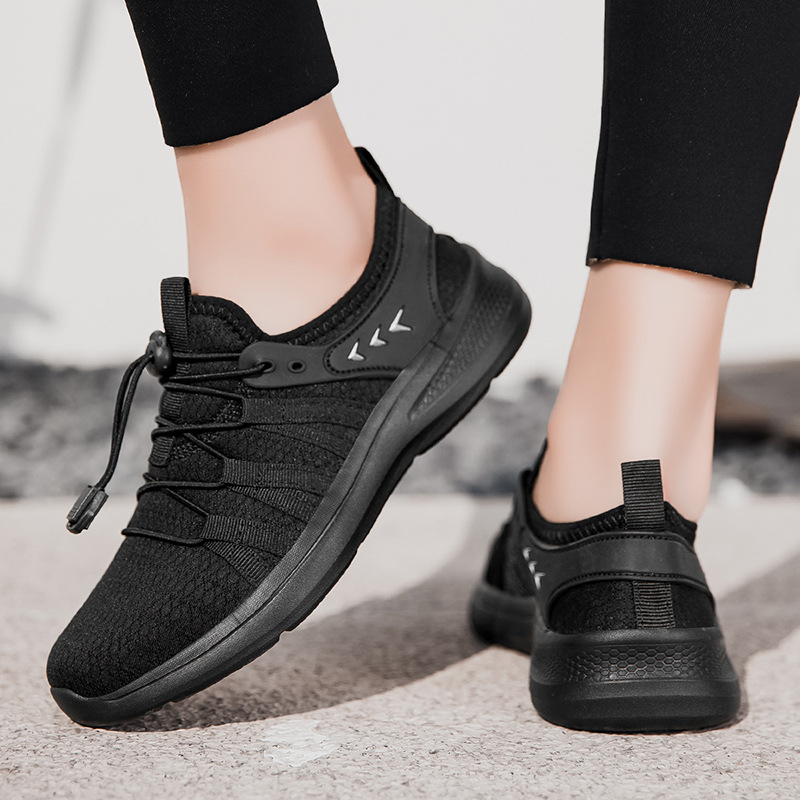 Női slip-on cipő fly weave felsőrész, elastikus záródás, EVA talpbetét, MD talp