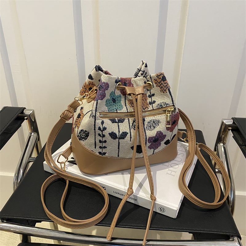 Krepšys per petį, etninio stiliaus, medvilnės-lino medžiaga, kibiro formos, užtraukties užsegimas, poliesterio pamušalas