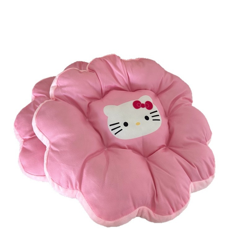 Plüüspadi toolile kassimotiiviga anime, täidis PP puuvill, sobib elutoa ja magamistoa jaoks