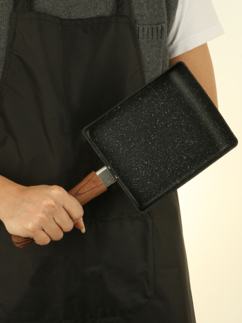 Tamagoyaki keptuvė, japonų stiliaus, aliumininė, nelipnus paviršius, kvadratinė forma, modelis Tamagoyaki, svoris 1,0 kg, suderinama su dujinėmis ir indukcinėmis keptuvėmis