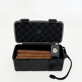 Кутия за пури с подплатена пяна за защита, против натиск, водоустойчива и запечатана; модел X-7002CI.