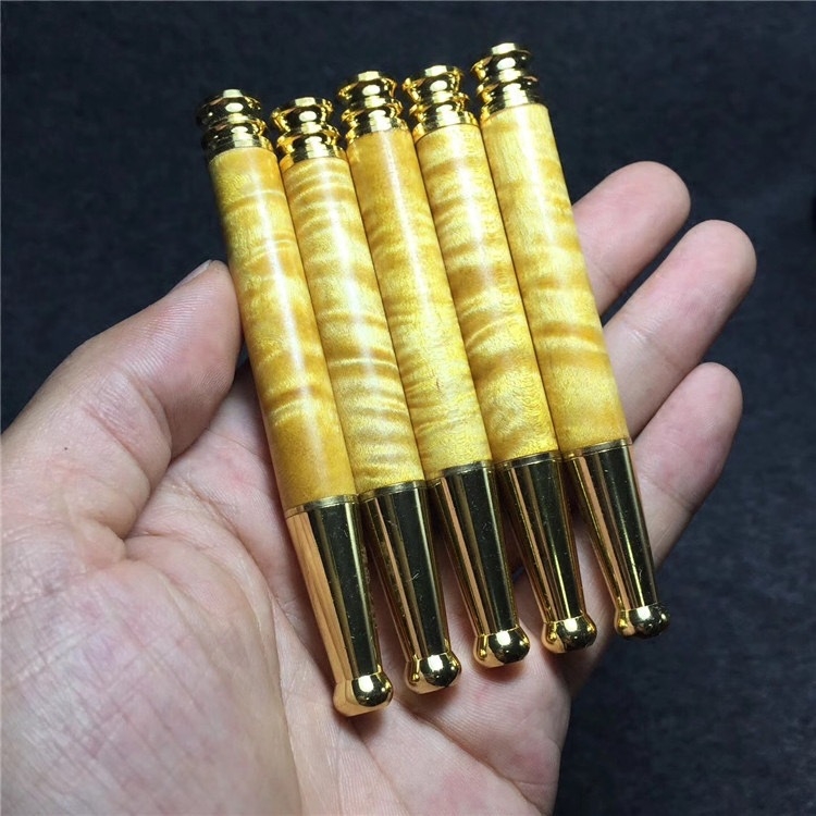 Medinis cigarečių laikiklis su trim režimais ir nuimamu filtru