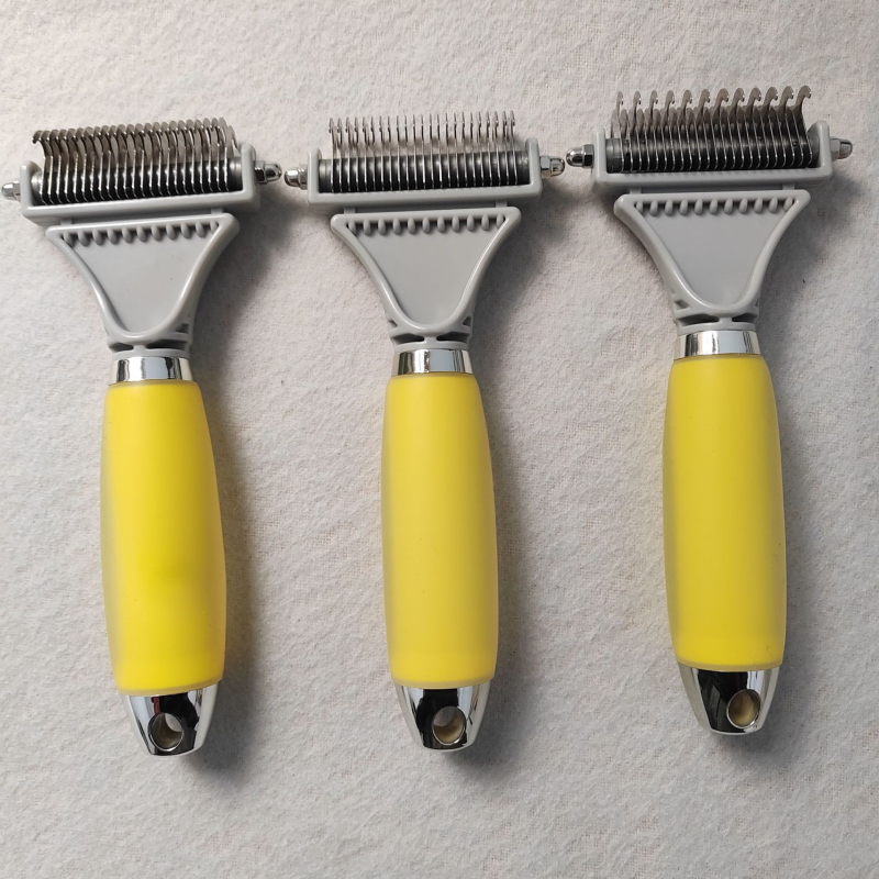 Augintinių šukos šunims ir katėms – ABS, TPR ir geležis