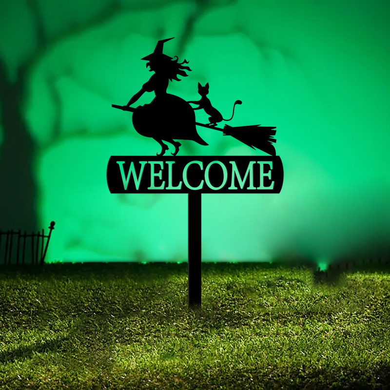 Ragana ant šluotos – metalinis meno kūrinys, šiuolaikiškas minimalistinis stilius, figūrų skulptūra, tinkamas dovanai