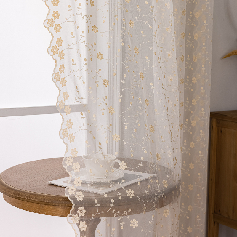 Poliesterinės langų užuolaidos su nėriniu siuvinėjimu – pastoralinis dizainas, tinkama svetainei, miegamajam, balkonui – dekoratyvinės, įrengimas nėra teikiamas