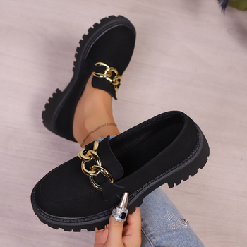 Loafer cipő kerek orrú, nubuk felsőrész, középtok 3–5 cm, gumírozott talp