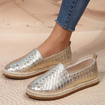 Mindennapi szabadidő slip-on cipő PU felsőrésszel, kerek orr, kézzel készített, gumírt talppal, sekély nyílású