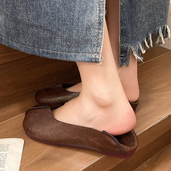 Ženske slip-on loaferice s PU gornjim dijelom, gumom, okrugli nos, prozračne, retro stil