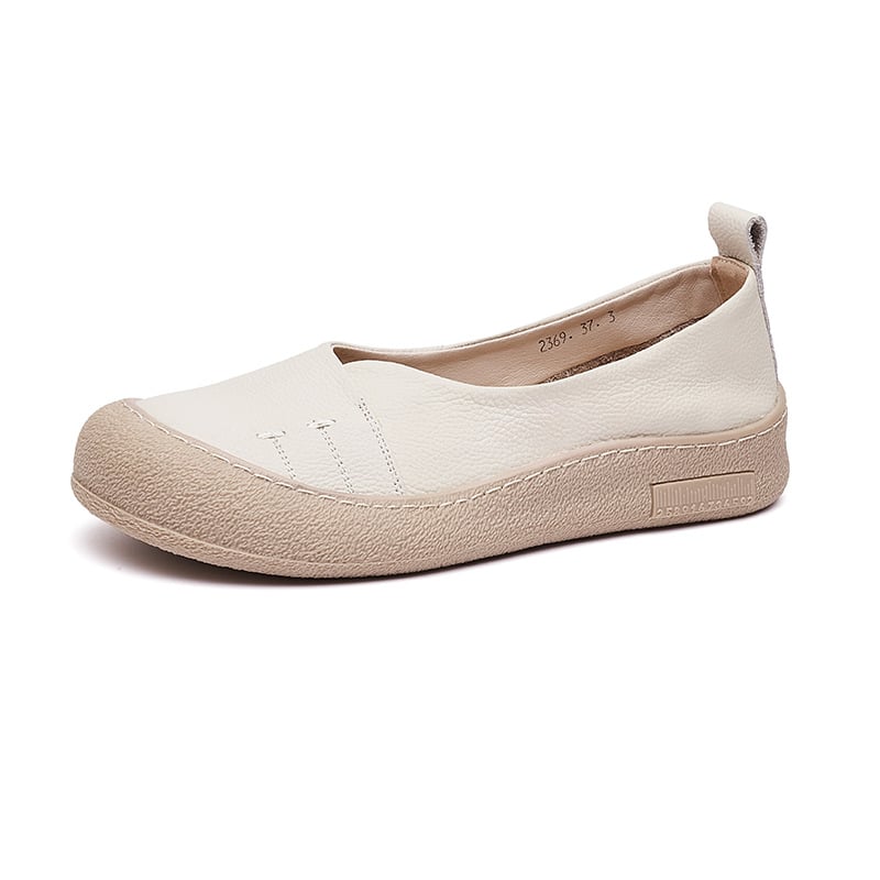 Női valódi bőr slip-on cipő, kerek orrú, belső microbőr bélés, gumitalp, középmagas 3–5 cm sarok