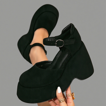 Platformos sandalai su tuščiaviduriu dizainu, apvali pirštų galas, tikra oda, sagties užsegimas