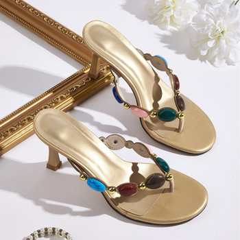 Ženske visoke pete s boemskom koraljkovom ukrašenjem, šiljast nos, PU gornji dio, uske potpetice 6–8 cm, boemski stil