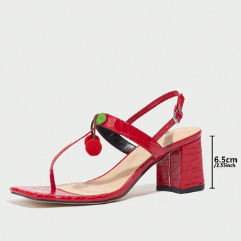 Naiste sandaalid ruudukujulise ninaga, paksu kontsaga 6–8 cm, klambri rihm, sisemus lambanahaga