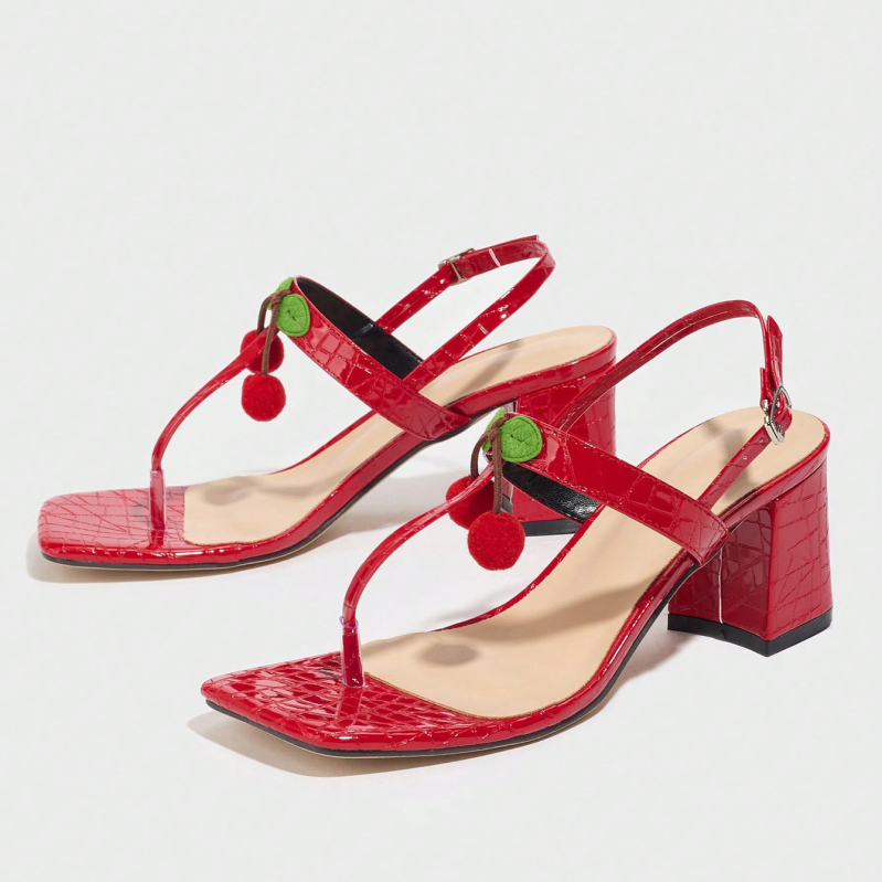 Naiste sandaalid ruudukujulise ninaga, paksu kontsaga 6–8 cm, klambri rihm, sisemus lambanahaga