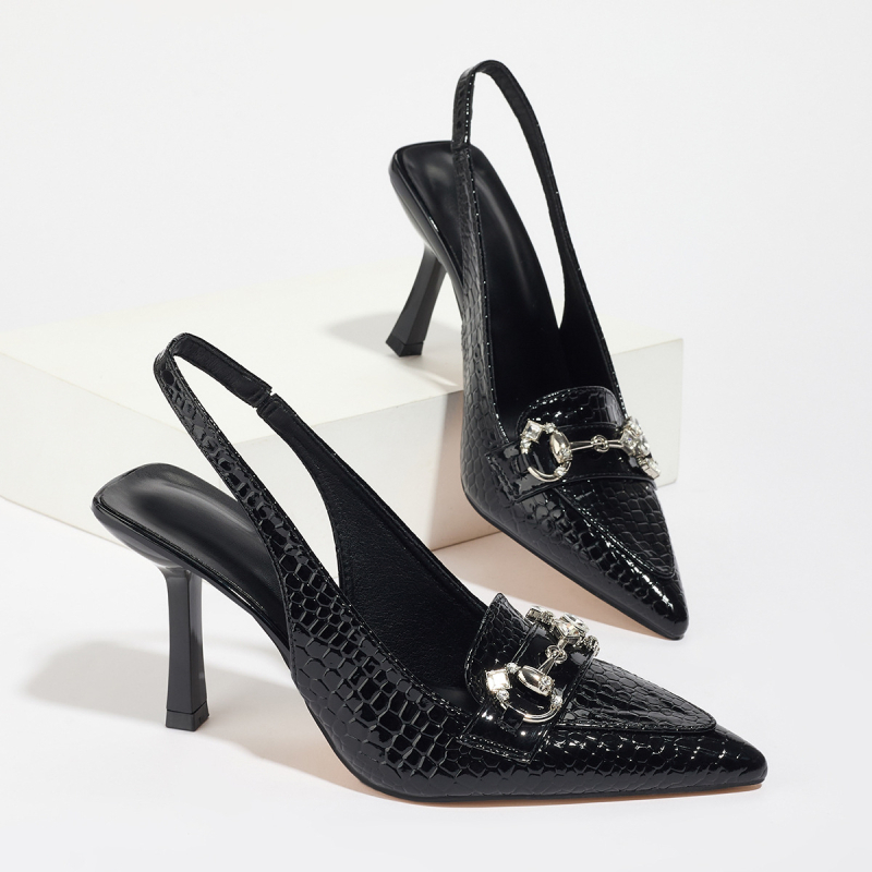 Visoke štikle s oštrim nosom, reljefna tekstura, kopča, PU gornji dio, tanak potpetica