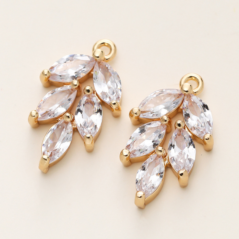 Bakreni privjesak s 18k plating cvjetnim vijencem i dizajnom listova, elektroplatiranje završni sloj