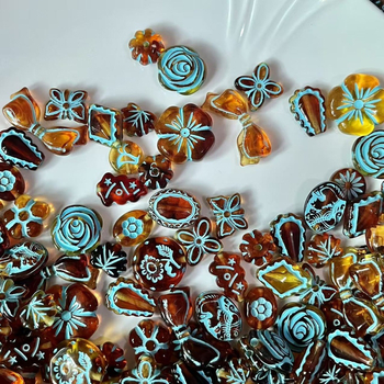 Χάντρες και αξεσουάρ – ακρυλικό με επίχρυση επίστρωση, εξωγήινης μορφής, τοτέμ μοτίβο, μοντέρνο στυλ για DIY